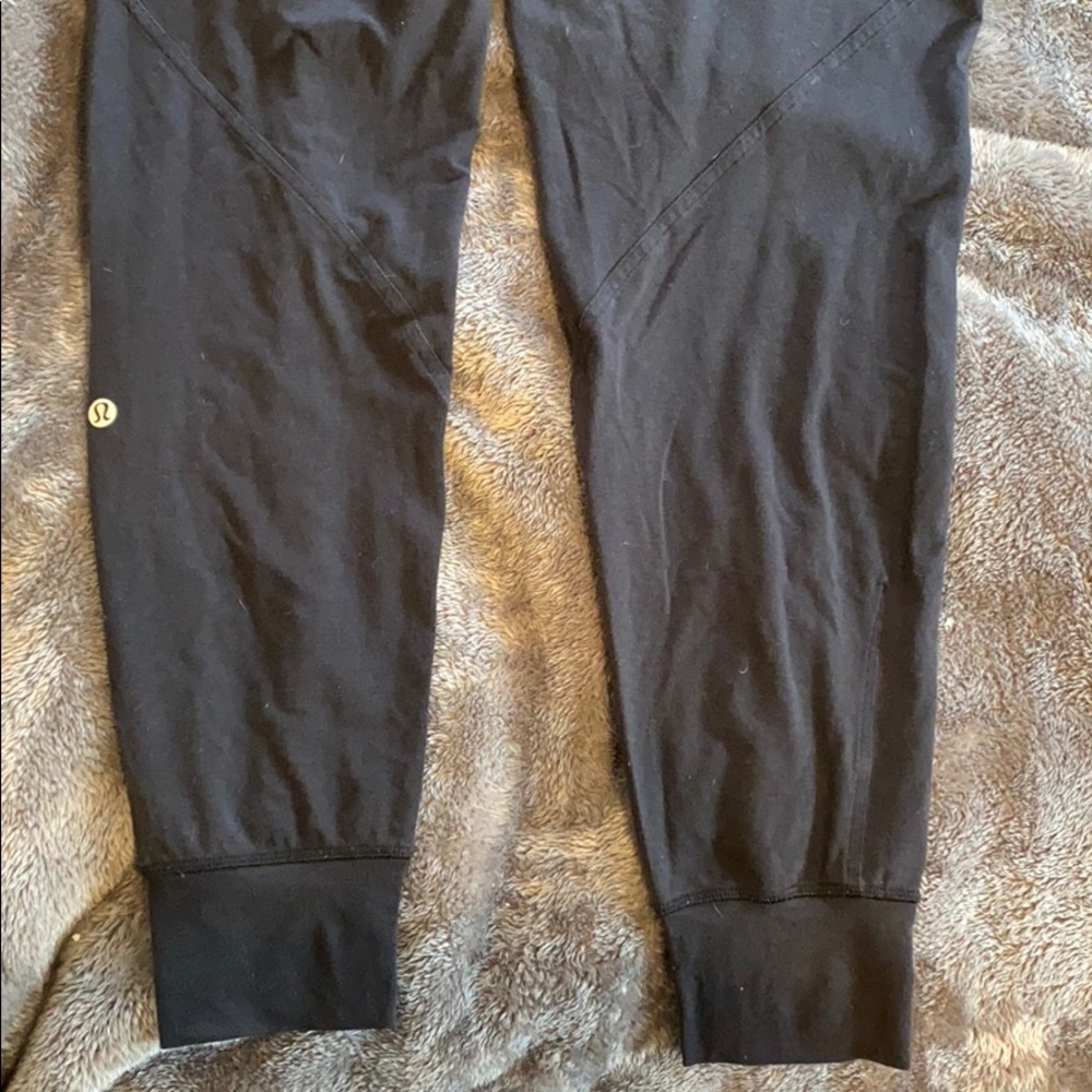 LuluLemon Joggers - Picture 5 of 6